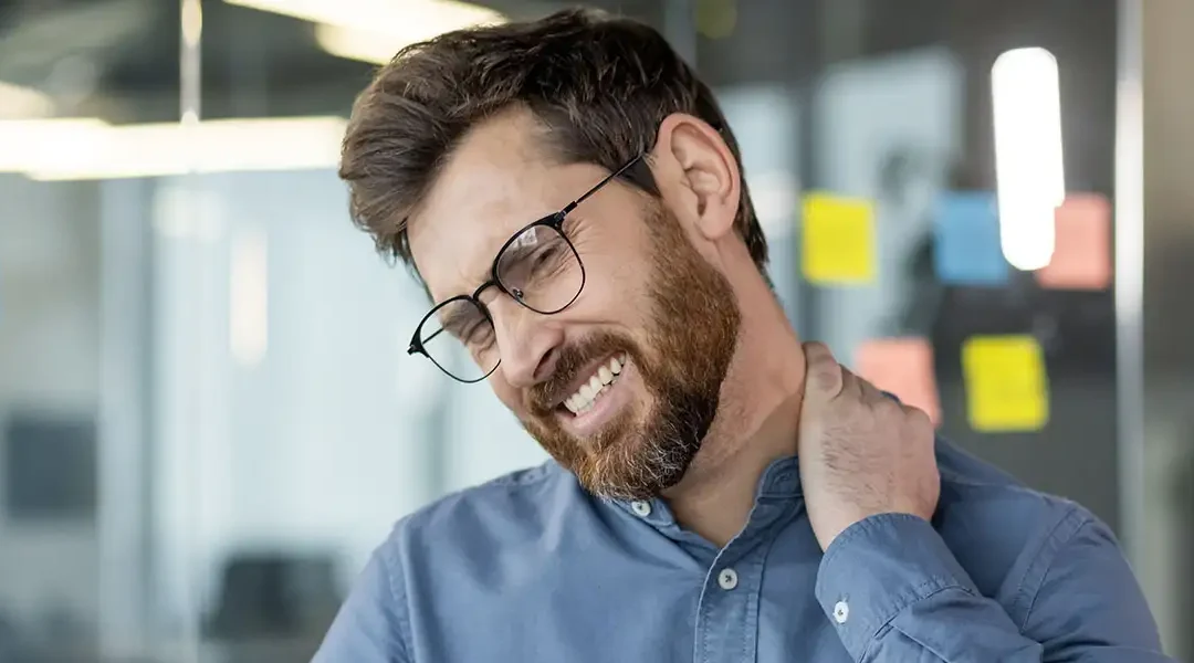 Why Does My Neck Hurt? The Most Common Causes of Neck Pain and How Chiropractic Care Could Help